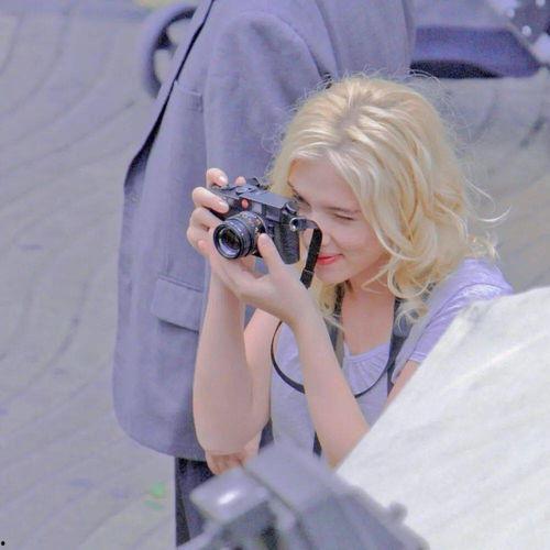 欧美人自拍素材视频,揭秘流行文化中的自我表达与社交互动