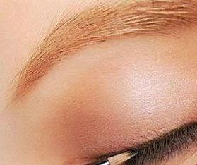 欧美眼妆神器教程视频,打造迷人电眼攻略