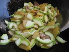 大白角瓜能炒着吃吗视频