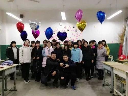 大连外国语学院吃瓜视频,校园生活趣味瞬间大揭秘